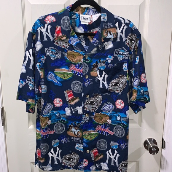 NY Yankees Shirt - Picture 2 of 4